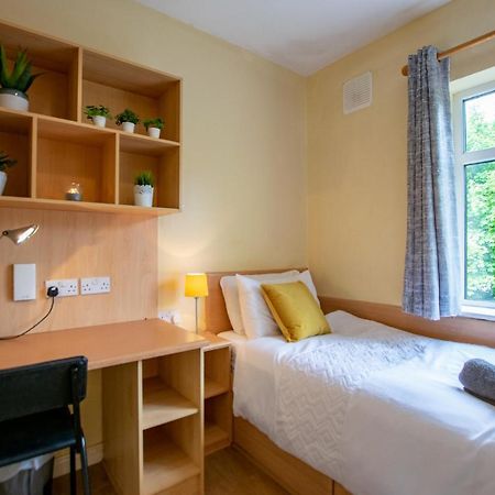 126 - Gort Na Coiribe 4 Bedroom Duplex, By Shortstays Γκάλγουεϊ Εξωτερικό φωτογραφία
