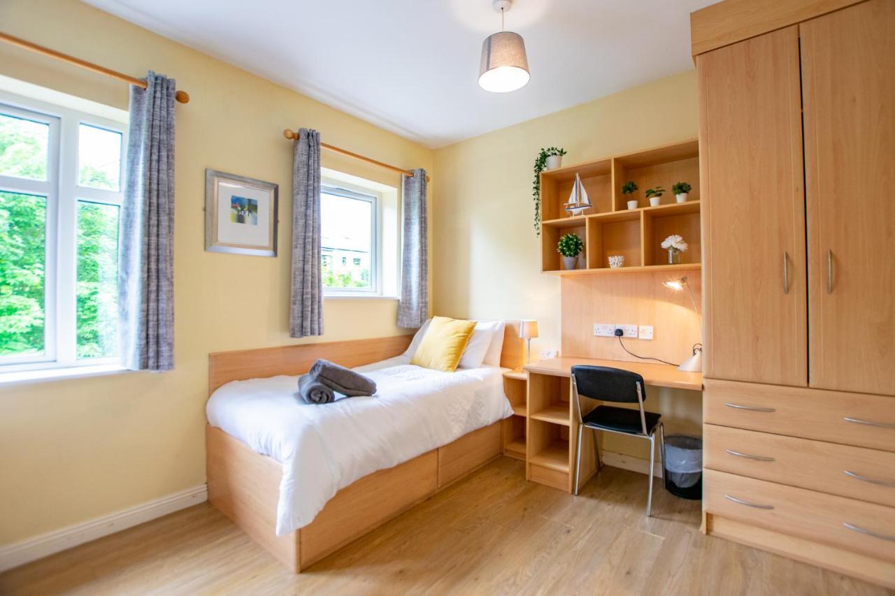 126 - Gort Na Coiribe 4 Bedroom Duplex, By Shortstays Γκάλγουεϊ Εξωτερικό φωτογραφία