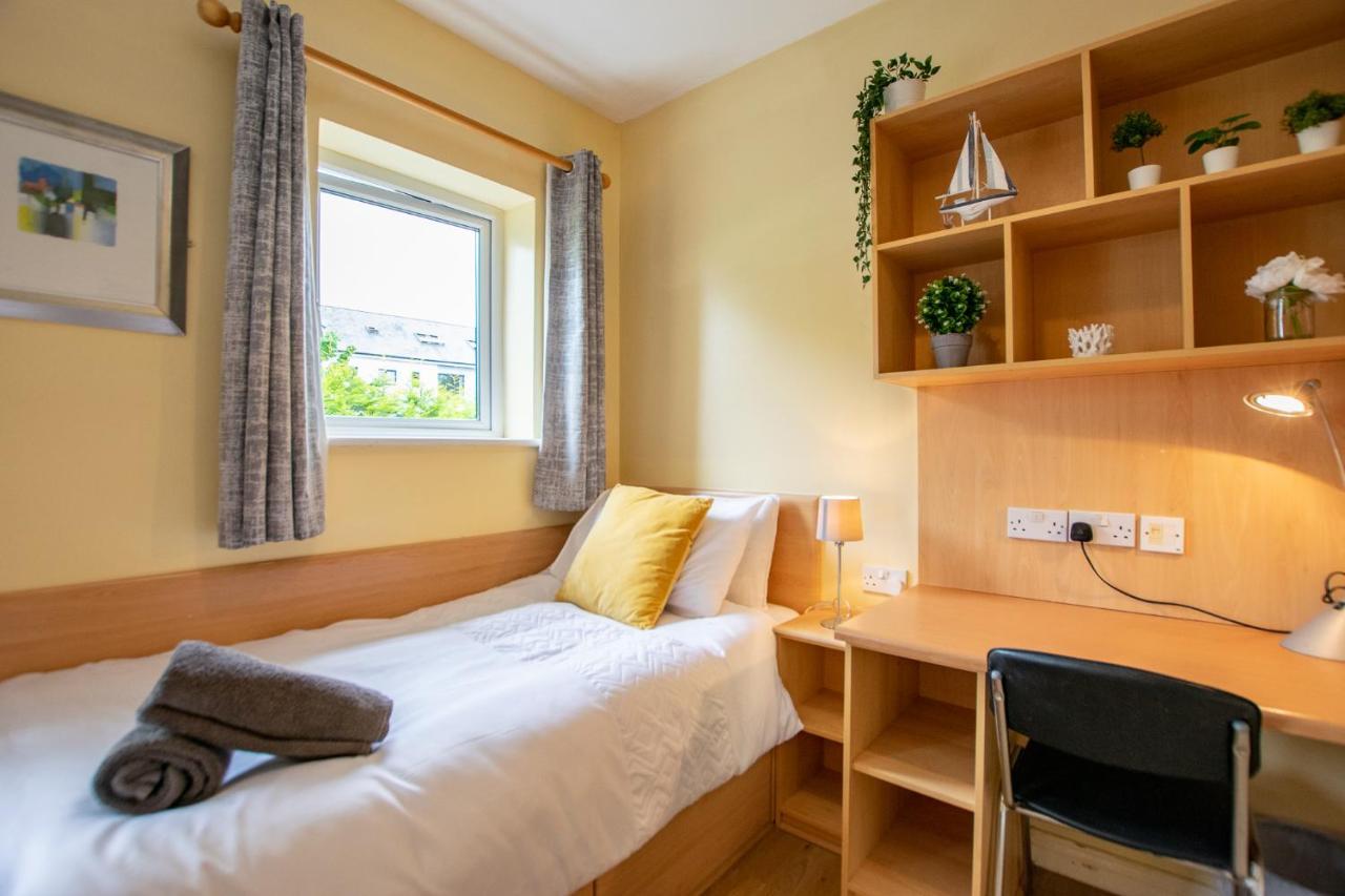 126 - Gort Na Coiribe 4 Bedroom Duplex, By Shortstays Γκάλγουεϊ Εξωτερικό φωτογραφία